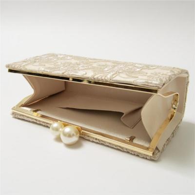 10000円　パールビーズ リボン付きパーティーバッグ 楽天市場】パールビーズがポイントの刺繍パーティバッグ結婚式